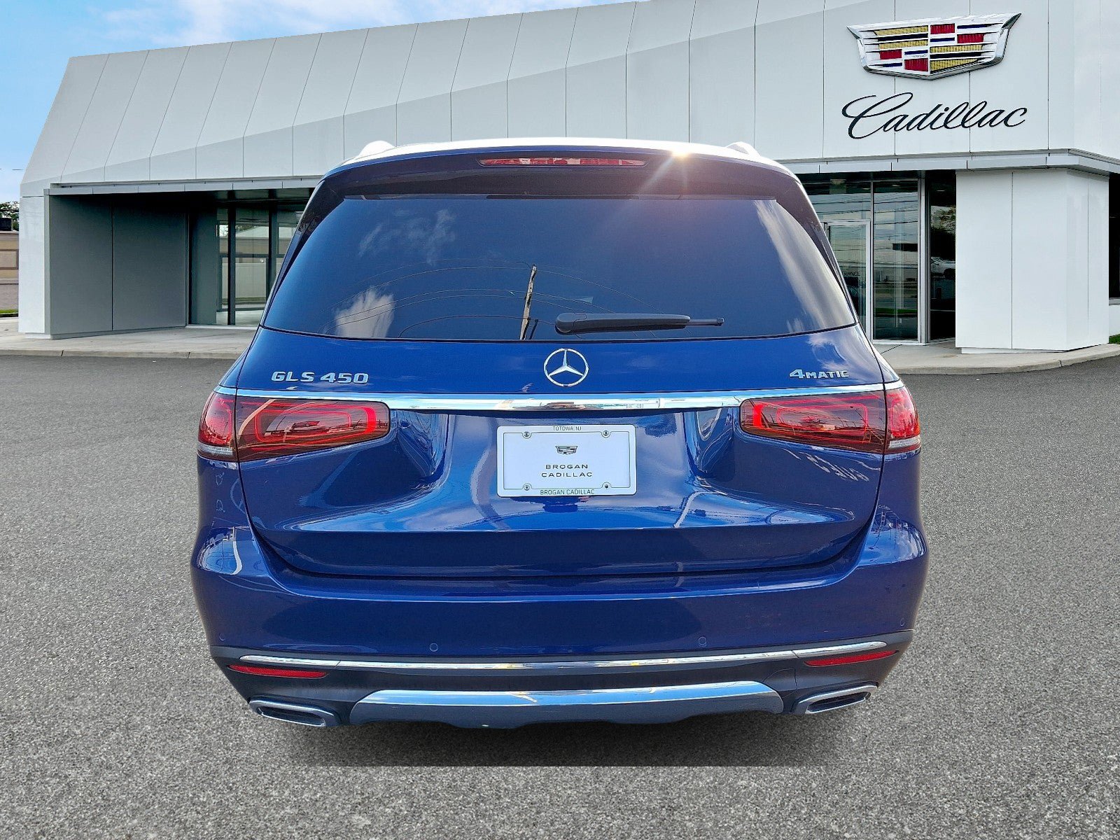 Used 2022 Mercedes-Benz GLS 450 4MATIC image 5