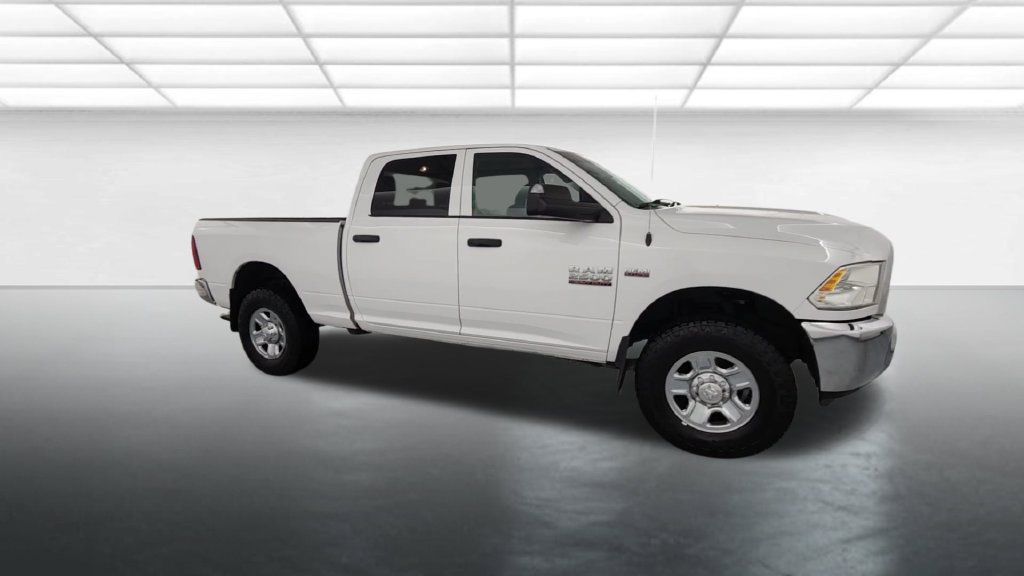 Used 2015 RAM 2500 Tradesman w/ Chrome Appearance Group AWD/4WD image 9