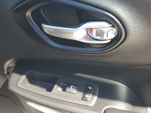 Used 2021 Jeep Cherokee Trailhawk w/ Sun, Sound & Nav Group image 53