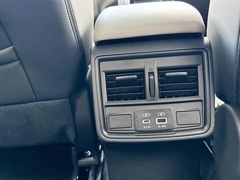 New 2026 Subaru Forester Premium AWD/4WD image 31
