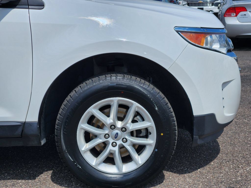 Used 2014 Ford Edge SE w/ Equipment Group 101A FWD image 29