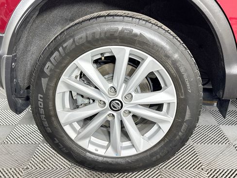 Used 2019 Nissan Rogue Sport SV w/ Technology Package image 32