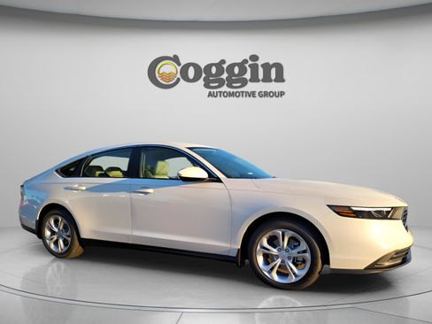 New 2025 Honda Accord LX image 5