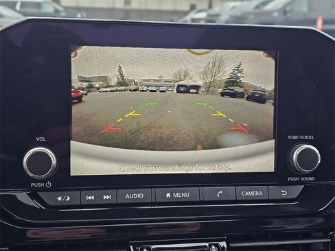 New 2025 Nissan Pathfinder SV w/ SV Premium Package image 14