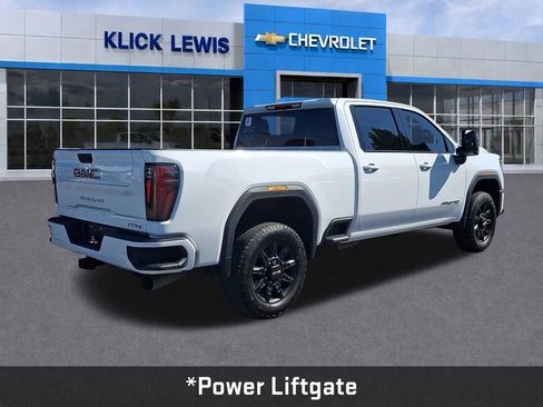 Used 2025 GMC Sierra 2500 AT4 AWD/4WD image 8