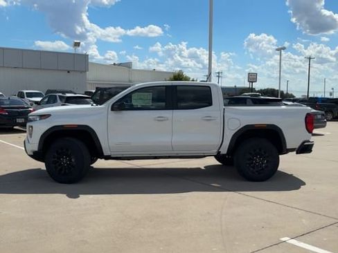 New 2026 GMC Canyon Elevation w/ Convenience Package image 5