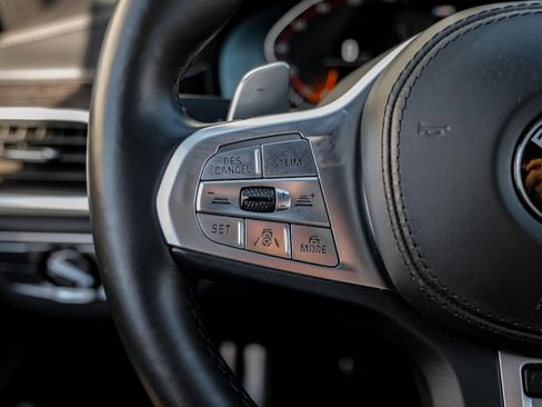 Used 2020 BMW 750i xDrive w/ Executive Package image 16