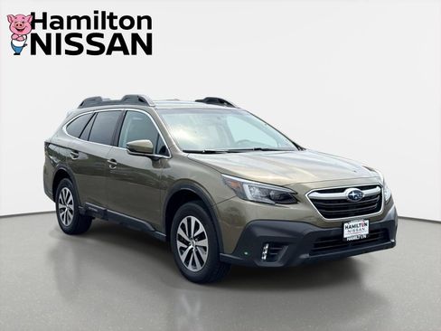 Used 2021 Subaru Outback Premium AWD/4WD image 1