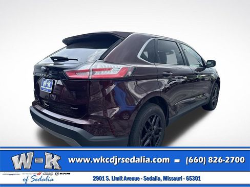 Used 2024 Ford Edge SEL AWD/4WD image 7