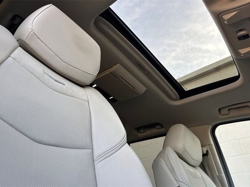 Used 2016 Cadillac Escalade Premium image 22