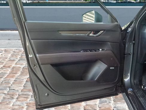 Used 2025 MAZDA CX-5 Signature image 14