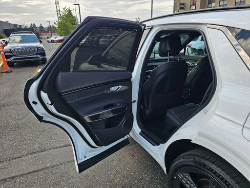 Certified 2025 Genesis GV70 3.5T Sport w/ Sport Prestige Package AWD/4WD image 22