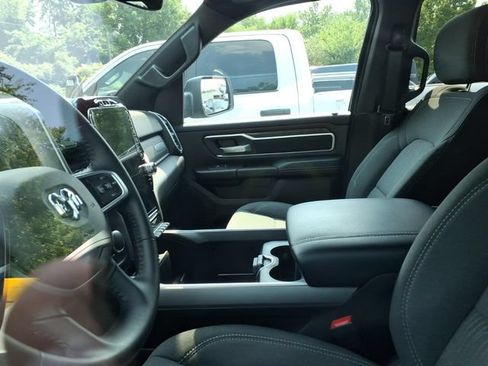 Used 2023 RAM 1500 Big Horn AWD/4WD image 7