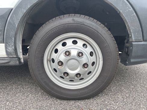 Used 2022 Ford Transit 350 DRW image 10