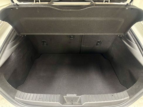 Used 2025 MAZDA MAZDA3 2.5 S Hatchback w/ Premium Pkg FWD image 36