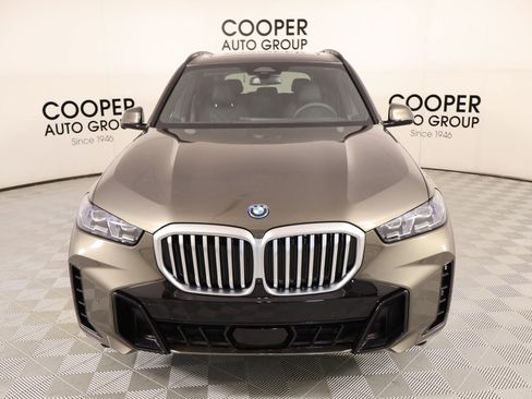 New 2026 BMW X5 xDrive50e w/ M Sport Package AWD/4WD image 10