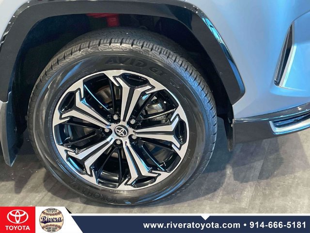 Certified 2025 Toyota RAV4 XSE w/ Premium Package AWD/4WD image 10