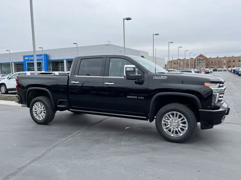 New 2023 Chevrolet Silverado 3500 High Country w/ Z71 Off-Road Package image 2
