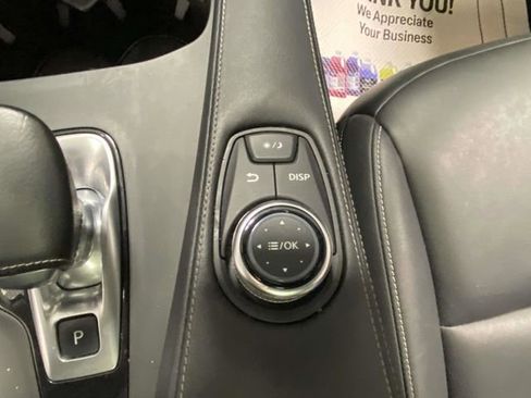 Used 2021 INFINITI QX50 Luxe image 18