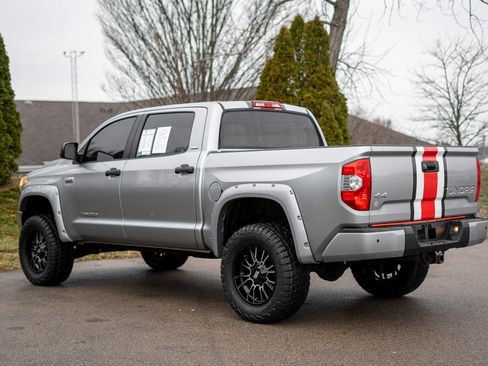 Used 2019 Toyota Tundra SR5 w/ Convenience Package image 8