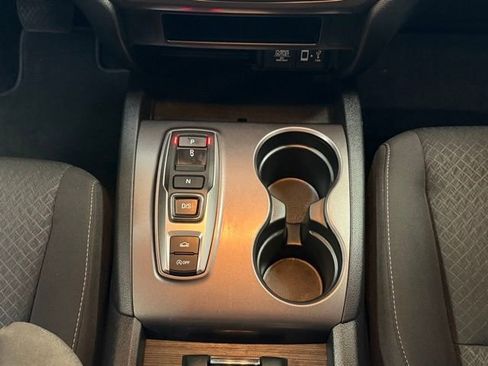 Used 2020 Honda Ridgeline Sport image 14