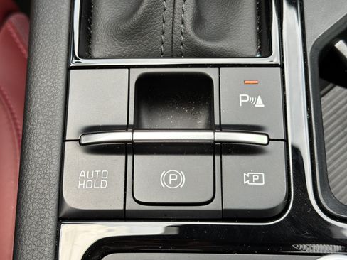 Certified 2025 Kia K5 GT-Line w/ GT-Line Premium Package FWD image 9
