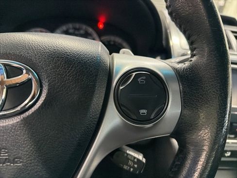 Used 2012 Toyota Camry SE image 17