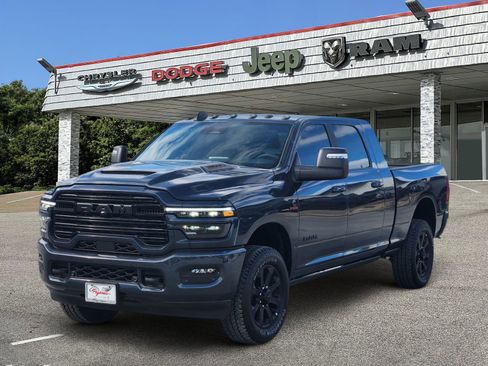 New 2025 RAM 2500 Laramie image 2