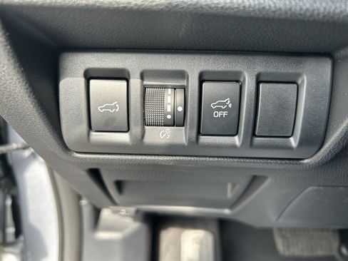 Certified 2025 Subaru Outback Premium image 14