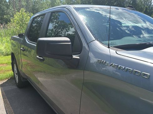 Used 2019 Chevrolet Silverado 1500 Custom w/ Custom Value Package AWD/4WD image 5
