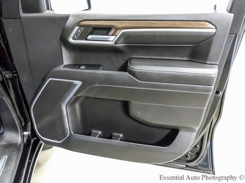 Used 2022 Chevrolet Silverado 1500 LT image 25