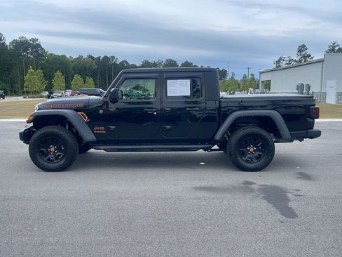 Used 2021 Jeep Gladiator Mojave w/ Cold Weather Group AWD/4WD image 4