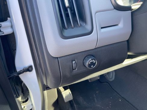 Used 2020 Chevrolet Colorado W/T w/ WT Convenience Package image 27