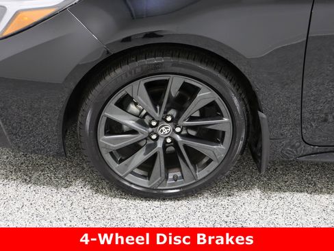 Used 2025 Toyota Corolla SE image 11