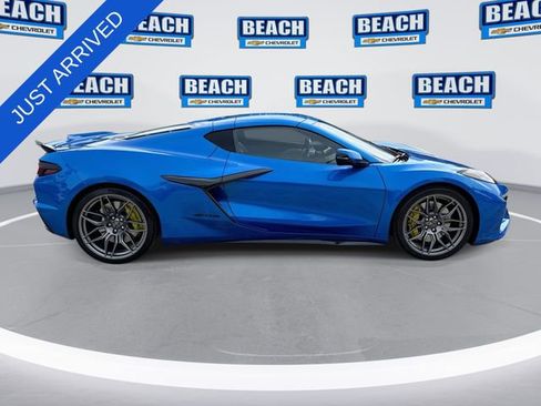 Used 2024 Chevrolet Corvette Z06 w/ Battery Protection Package RWD image 9