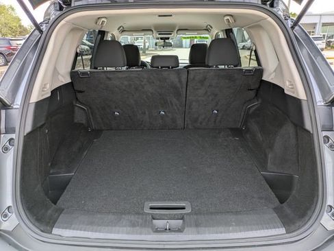 Used 2023 Nissan Rogue SV image 13