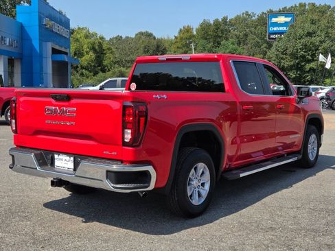 New 2026 GMC Sierra 1500 SLE AWD/4WD image 4