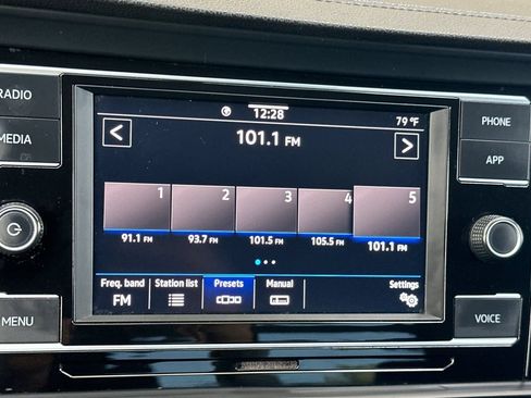 Used 2022 Volkswagen Jetta S FWD image 25