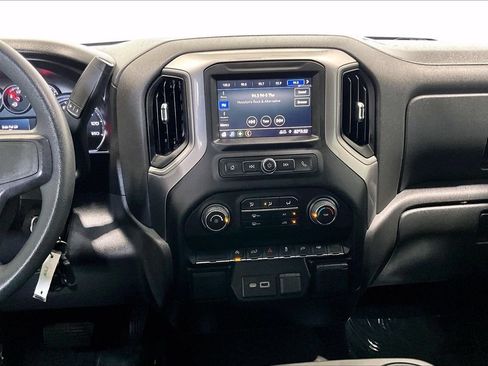 Used 2021 Chevrolet Silverado 1500 Custom RWD image 5
