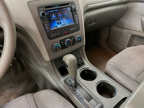 Used 2015 Chevrolet Traverse LS FWD image 25