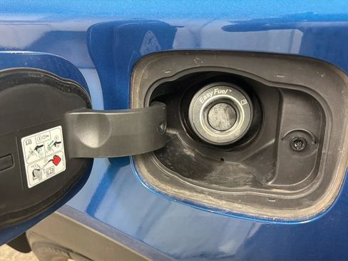 Used 2020 Ford Explorer XLT RWD image 29