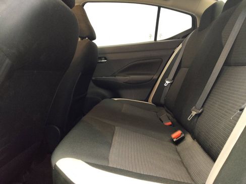 Used 2020 Nissan Versa SV FWD image 18