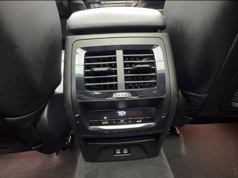 Used 2024 BMW X3 sDrive30i w/ Convenience Package RWD image 39