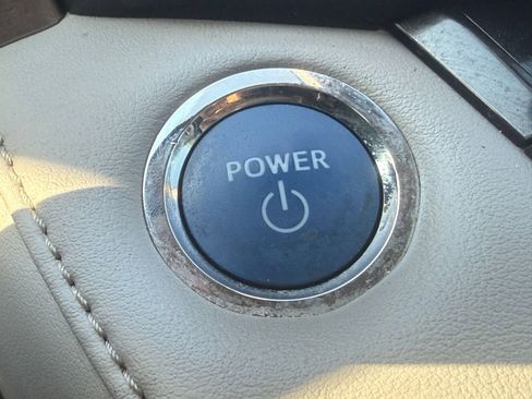 Used 2018 Toyota RAV4 XLE image 22