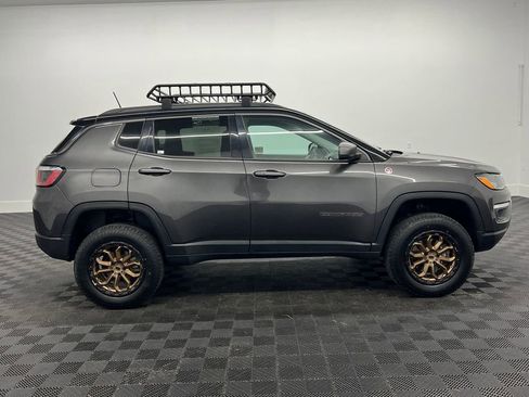 Used 2018 Jeep Compass Trailhawk image 7