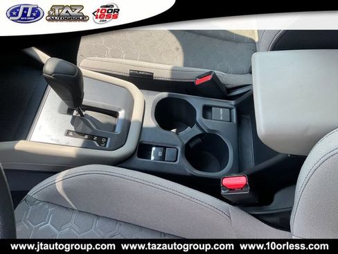 Used 2025 Subaru Forester AWD/4WD image 19