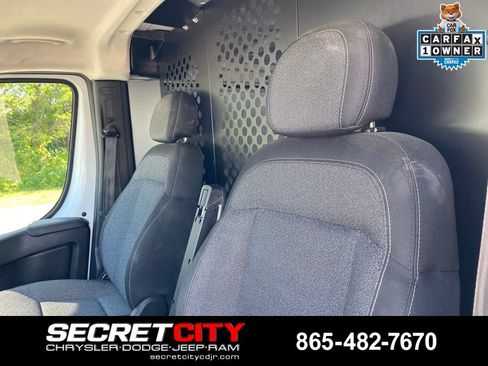 Used 2025 RAM ProMaster 2500 w/ U-Haul Equipment Group FWD image 10