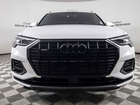 Used 2023 Audi Q3 2.0T Premium w/ Black Optic Package image 7