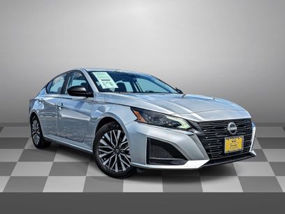 Used 2025 Nissan Altima 2.5 SV