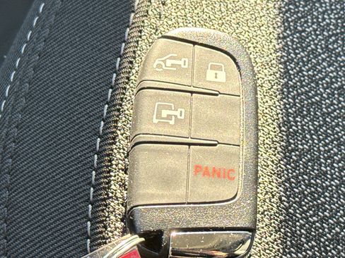 New 2026 RAM ProMaster 2500 w/ Convenience Group image 32